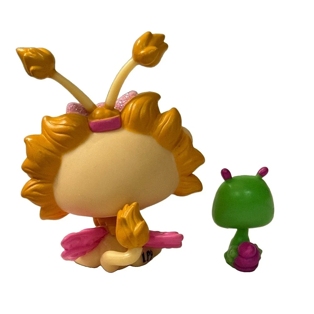 Littlest Pet Shop 2011 Fairies Glistening Garden #2608 #2609 Dandelion Inchworm